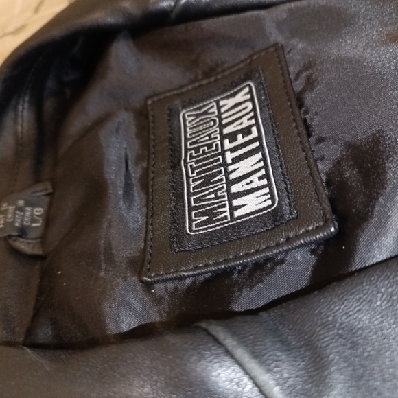Leather coats from Manteaux Manteaux real leather - Picture 6 of 17